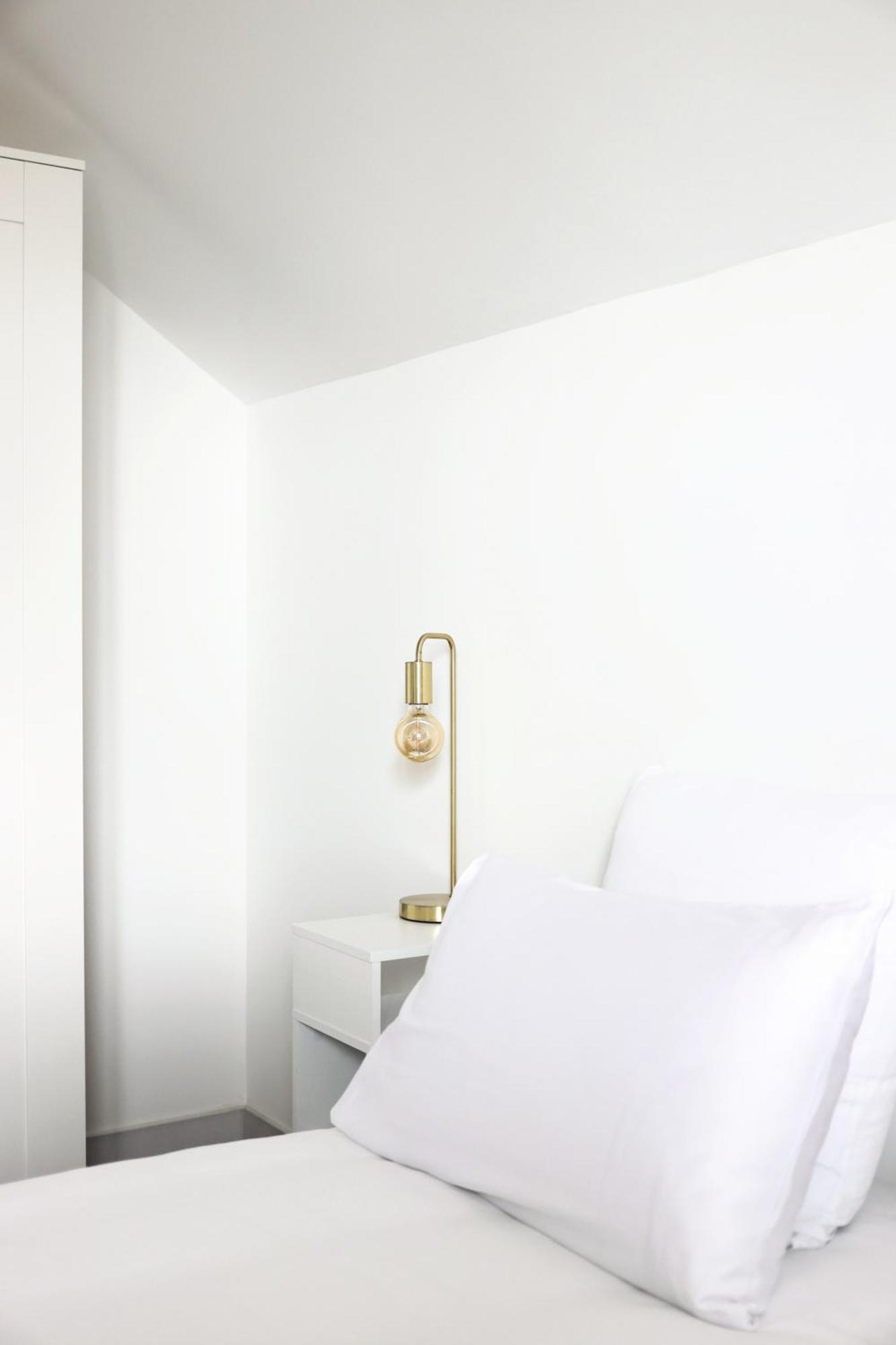 L'Equinoxe - Parking Prive - Zapart'Hotels Malesherbes Exterior foto