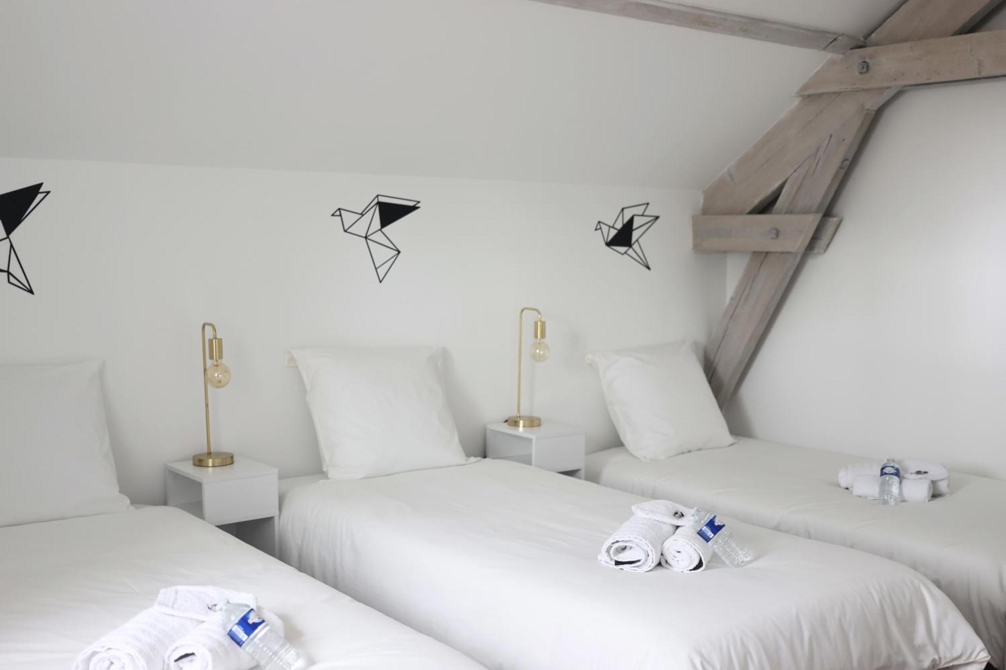 L'Equinoxe - Parking Prive - Zapart'Hotels Malesherbes Exterior foto